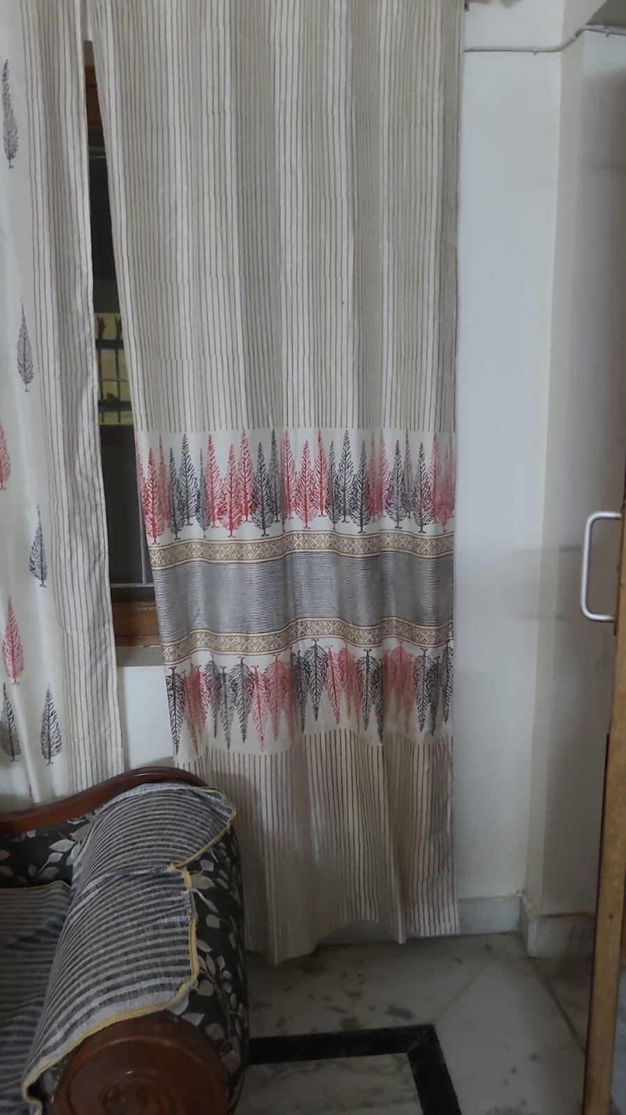 Curtain